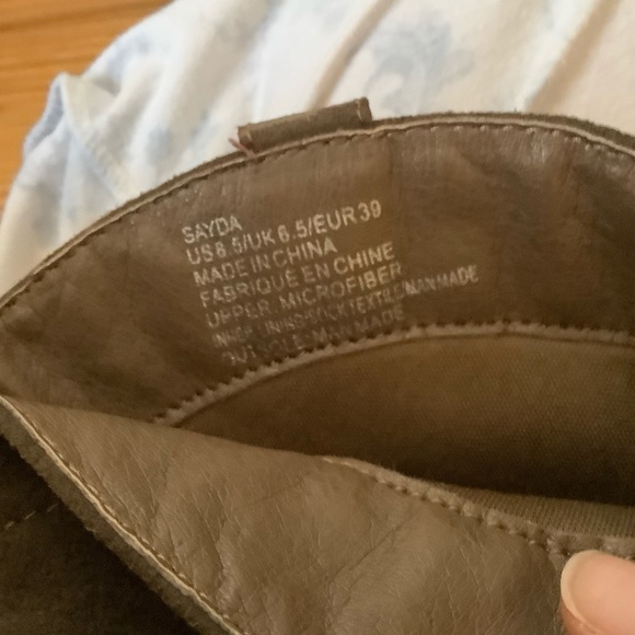 Sayda Ankle Boots. Size 8.5 - Picture 6 of 6